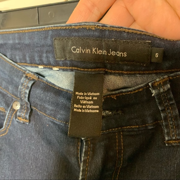 Women’s Calvin Klein Skinny Jeans - Picture 13 of 14
